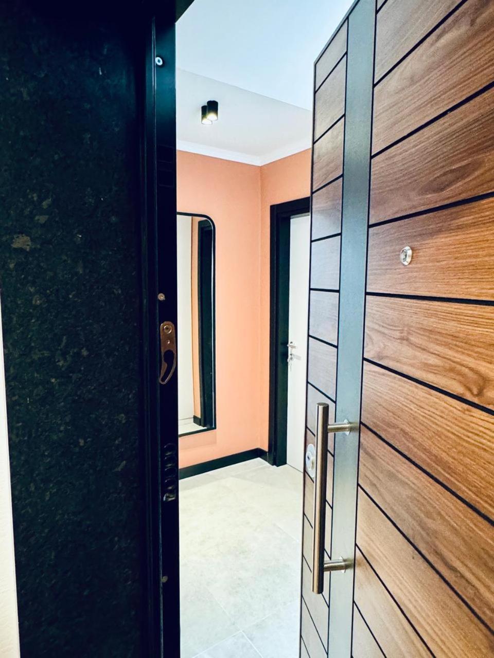 Lili'S Tirana Center Apartments Екстериор снимка