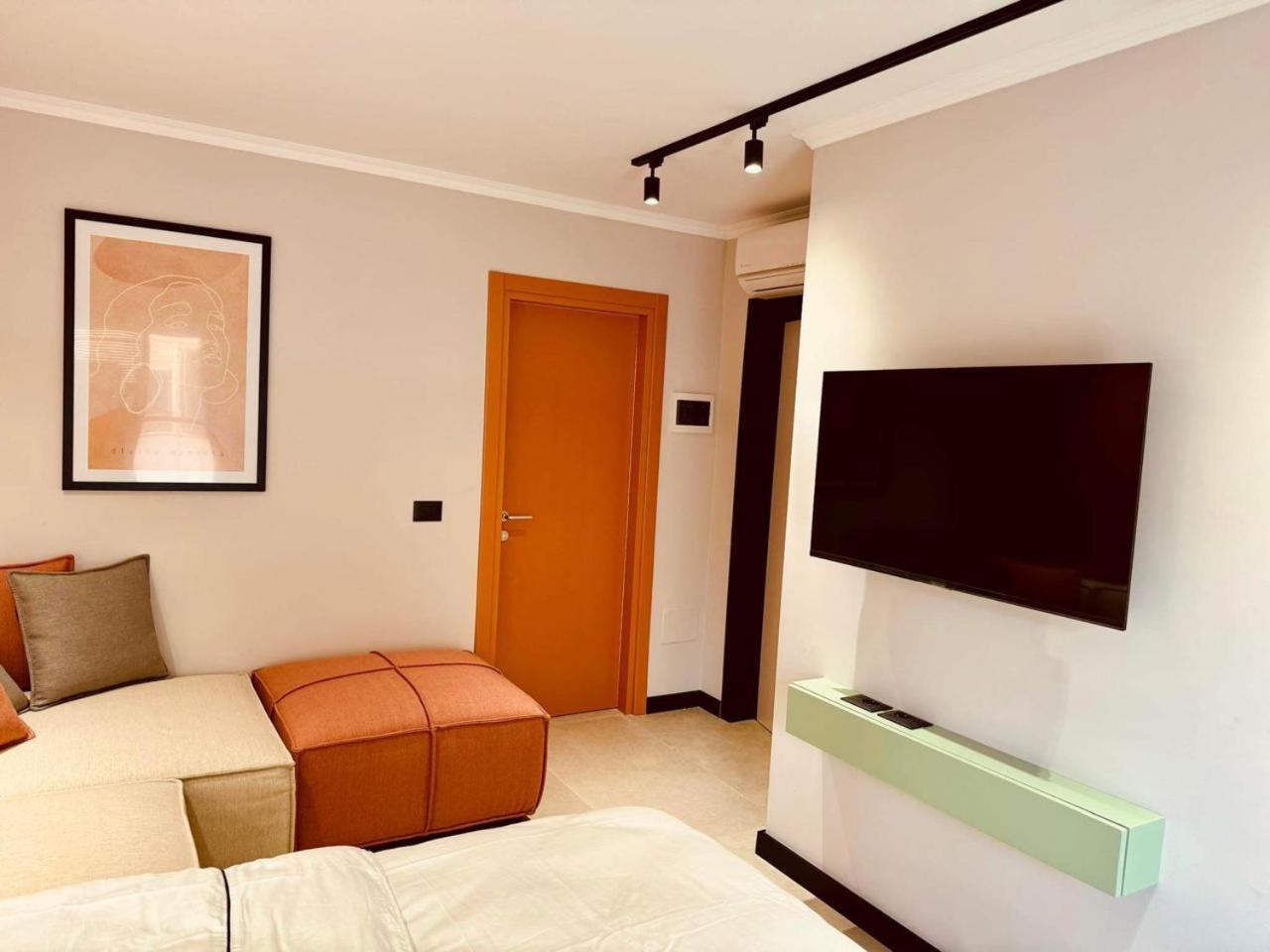 Lili'S Tirana Center Apartments Екстериор снимка