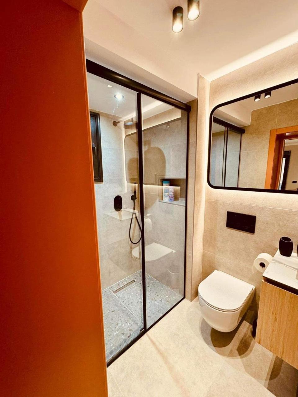 Lili'S Tirana Center Apartments Екстериор снимка