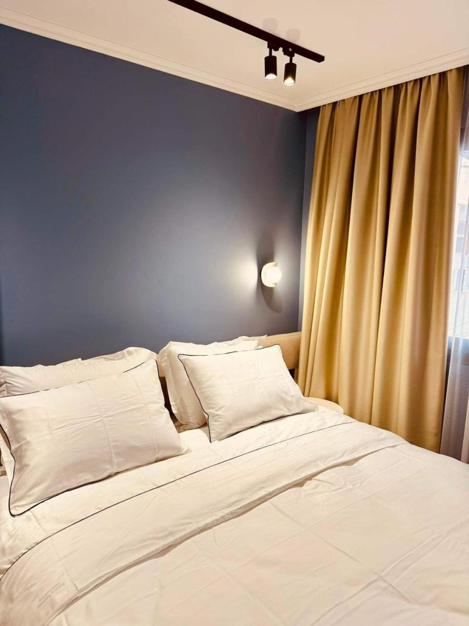 Lili'S Tirana Center Apartments Екстериор снимка