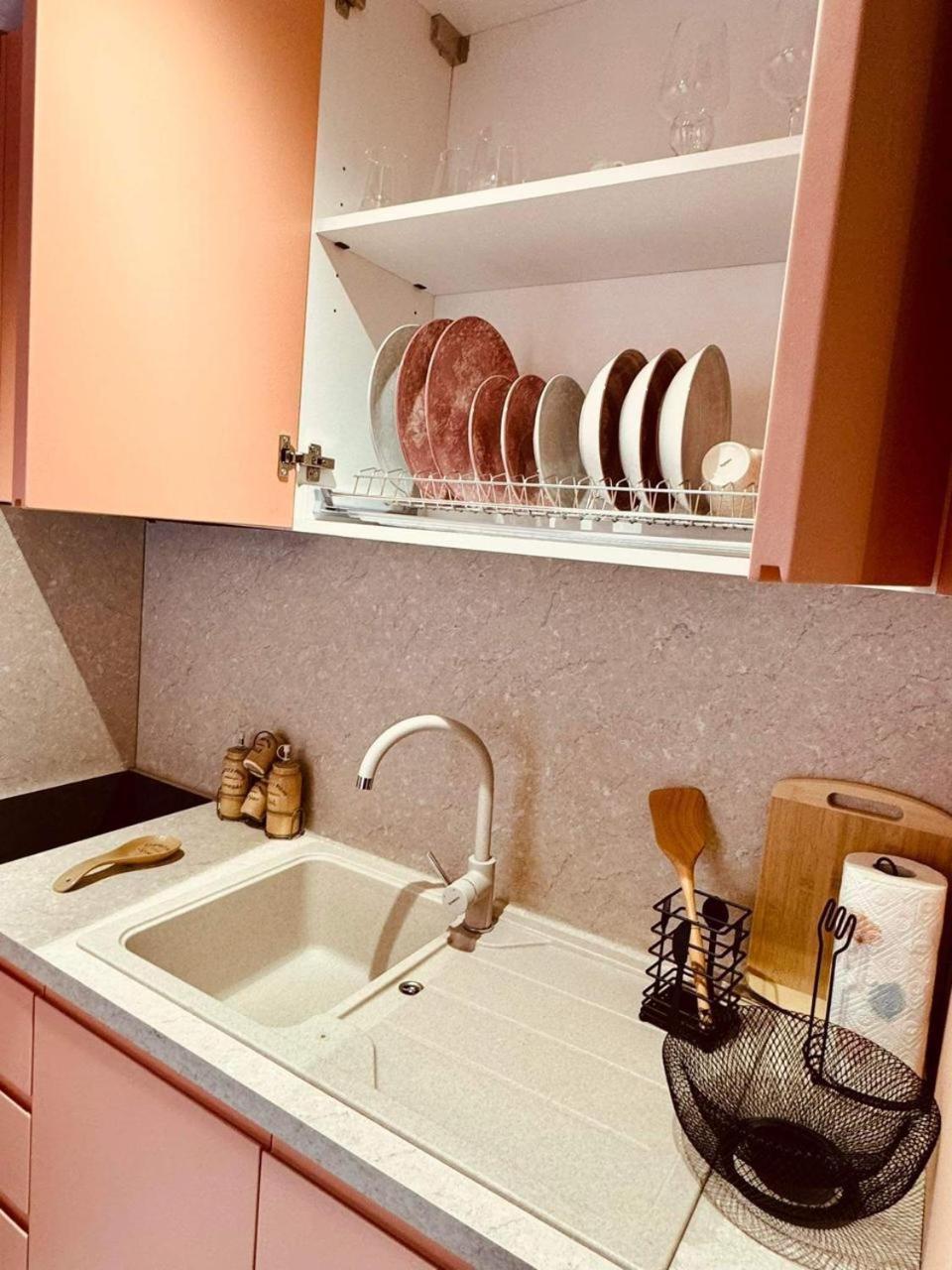 Lili'S Tirana Center Apartments Екстериор снимка
